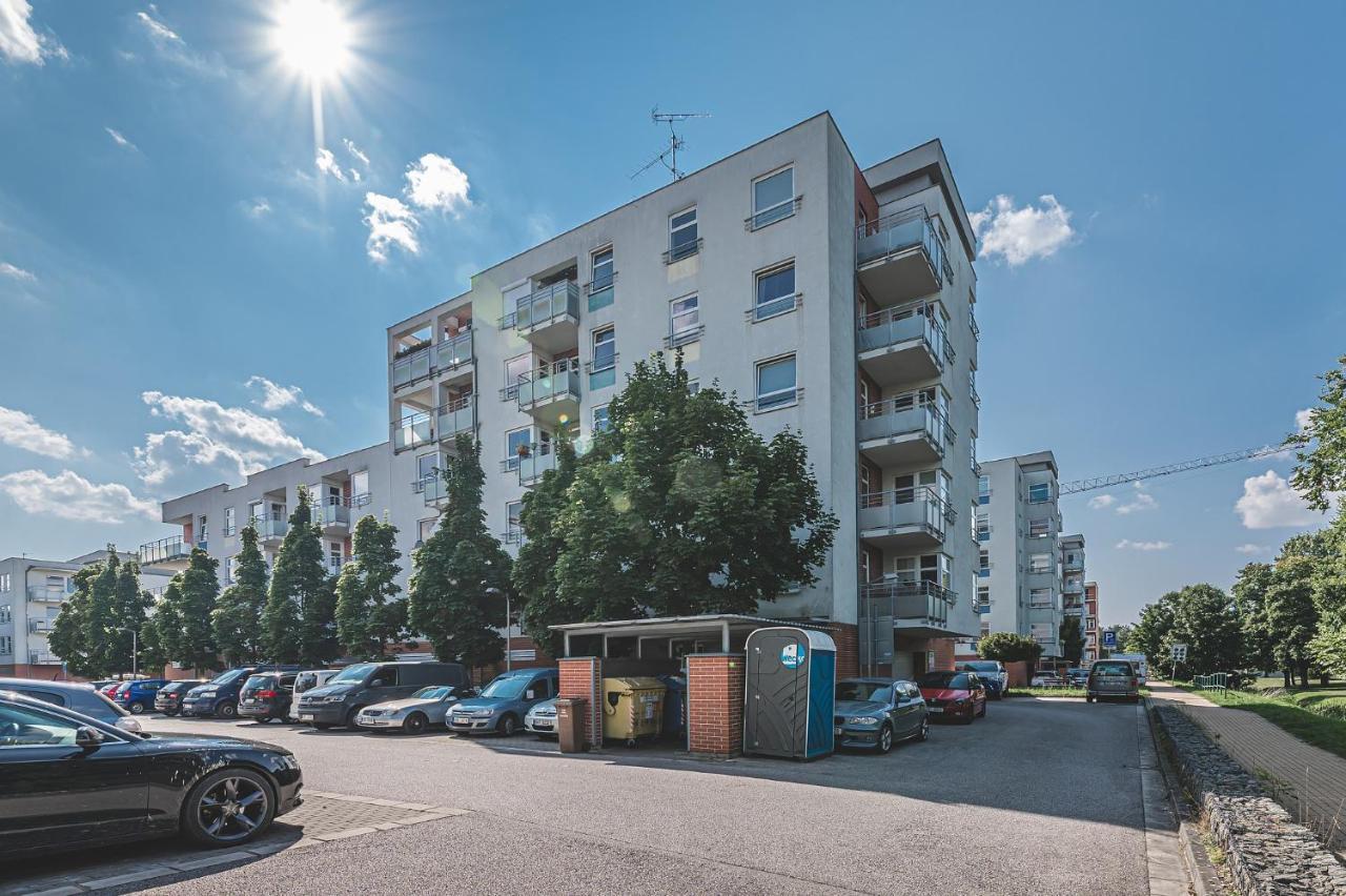 °°°Carolina'S Modern Apartment °°° Hradec Králové Dış mekan fotoğraf